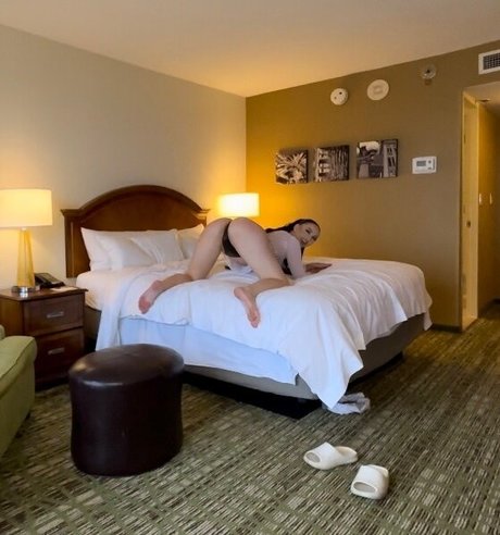 Auhneesh Nicole star nudes pics