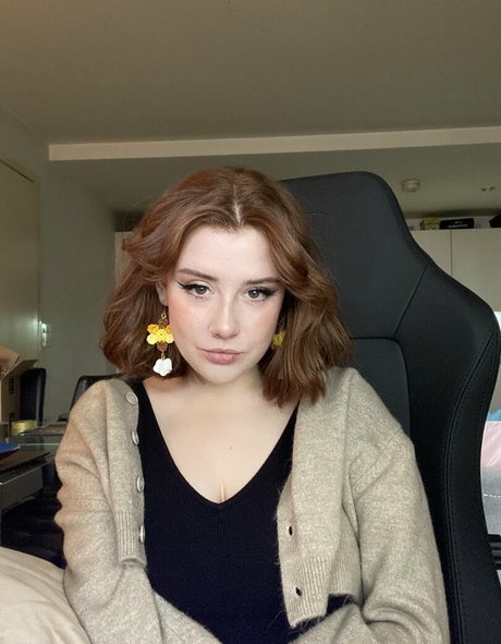 Gemothy naked star galleries