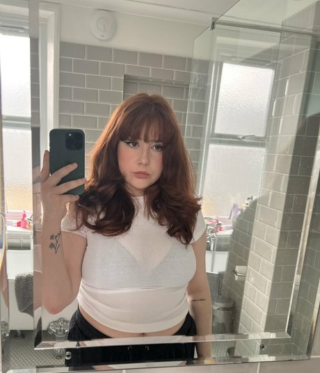 Gemothy naked actress gallery