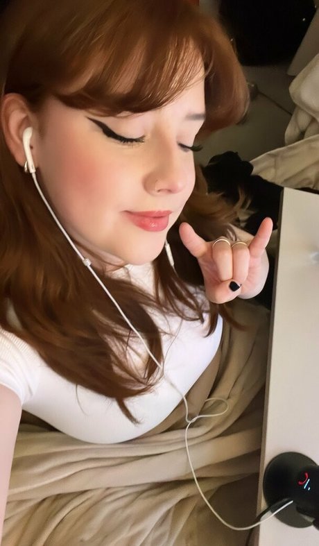 Gemothy best model photo