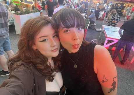 Gemothy model pretty image