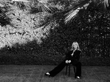 Kiernan Shipka erotic actress photo