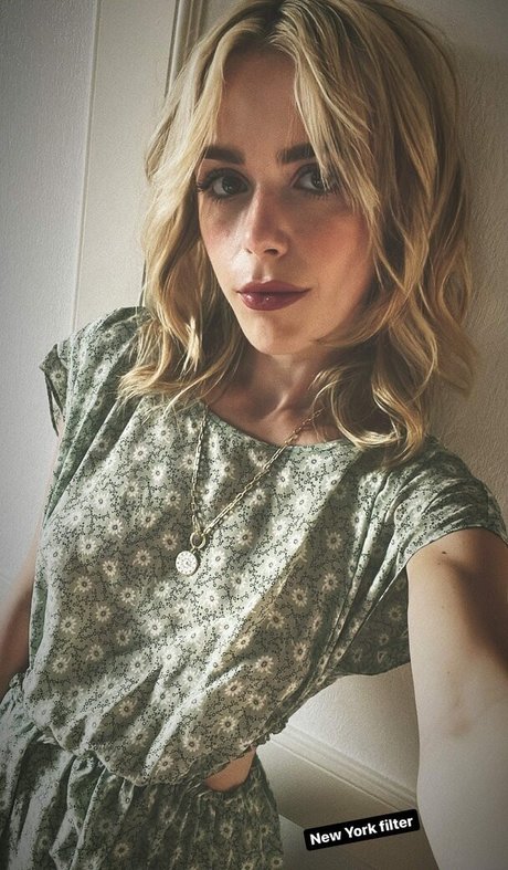 trans milf onlyfans sexy photo