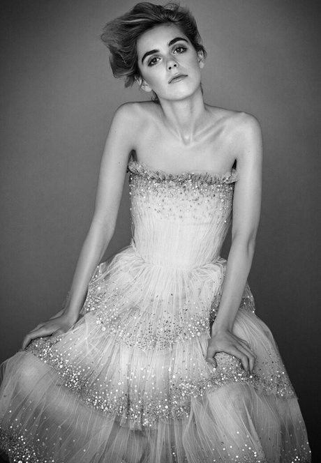 Kiernan Shipka pornstar pictures