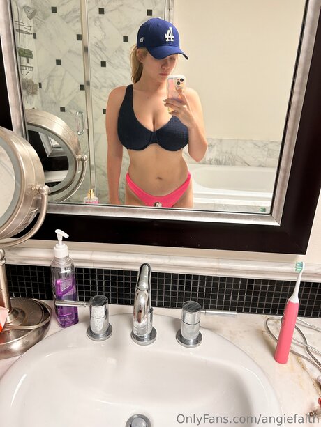 angiefaith erotic pornstar gallery