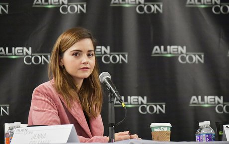 Jenna Coleman pretty actress photos