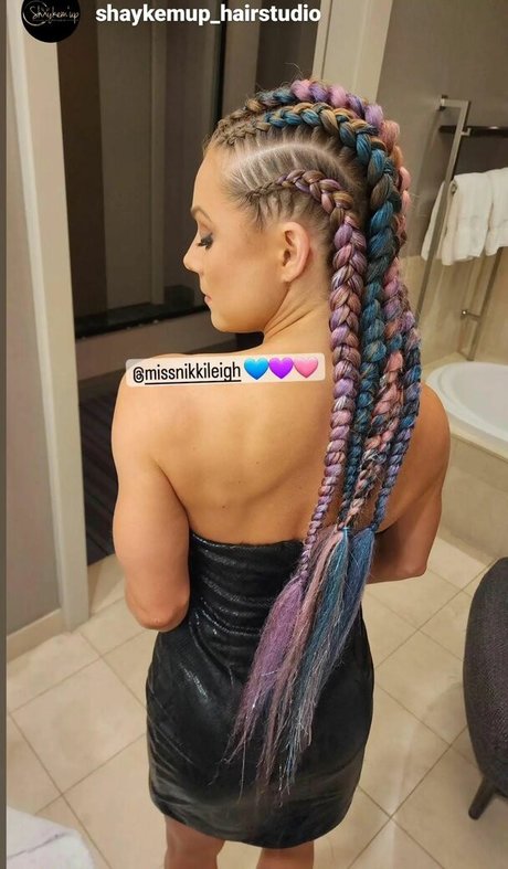 Nikki Leigh actress photo