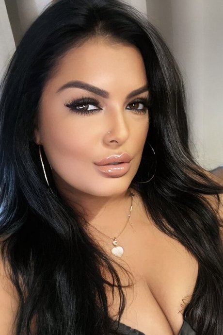 Jasmine Black exclusive pornstar pic