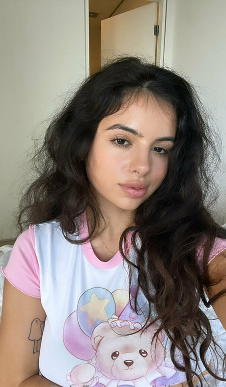 matimilkers porn model picture