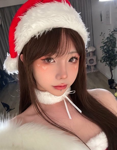 shiliuyelei adult actress image