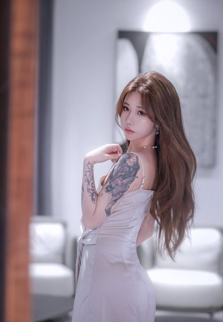 shiliuyelei nudes star pic