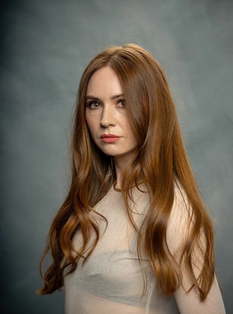 Karen Gillan model best img