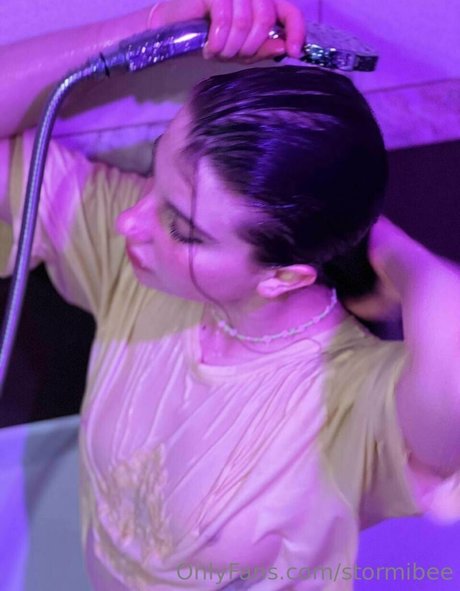 stormibee star exclusive images