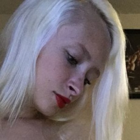 Thecamarogirl99 pornstar art pictures