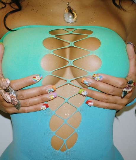 Saweetie sexy model photo