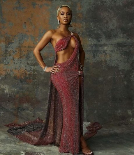 Saweetie model sex pictures