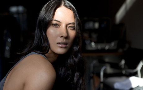 Olivia Munn hd model image