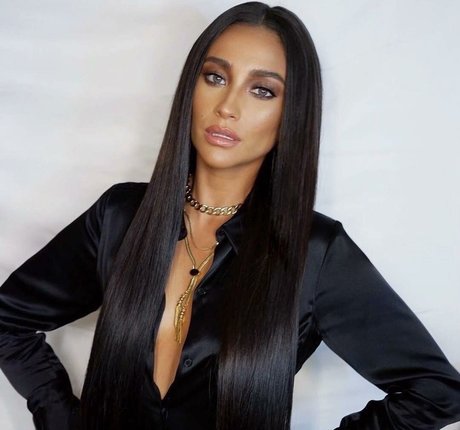 Shay Mitchell star pornographic galleries