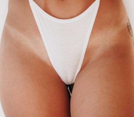 isabelladm star nude photo