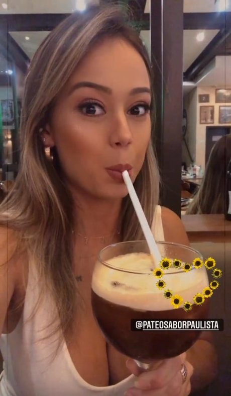 Paloma Tocci model top pic