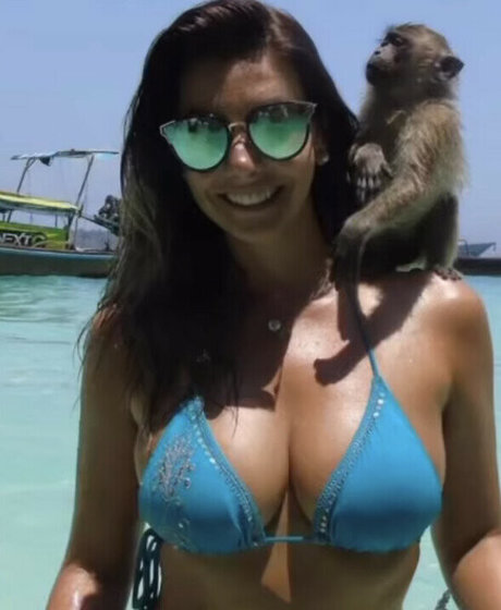 Paloma Tocci sexy model galleries