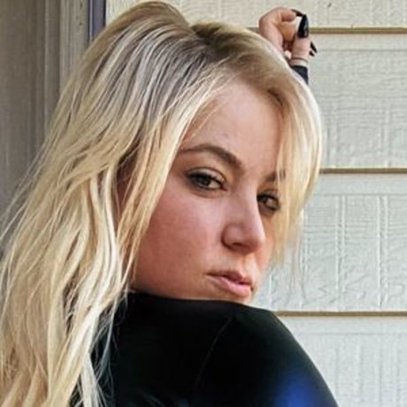 Curvyllama star pretty gallery