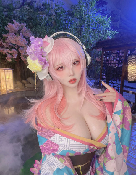 Takomayuyi free actress image