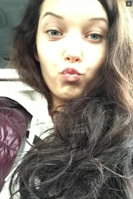 Divine Ramona hot actress photo