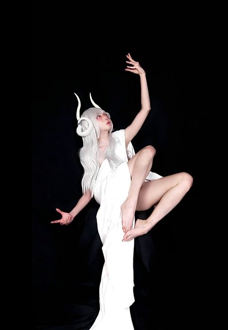 Evil Overlord Gabo nude pornstar photo