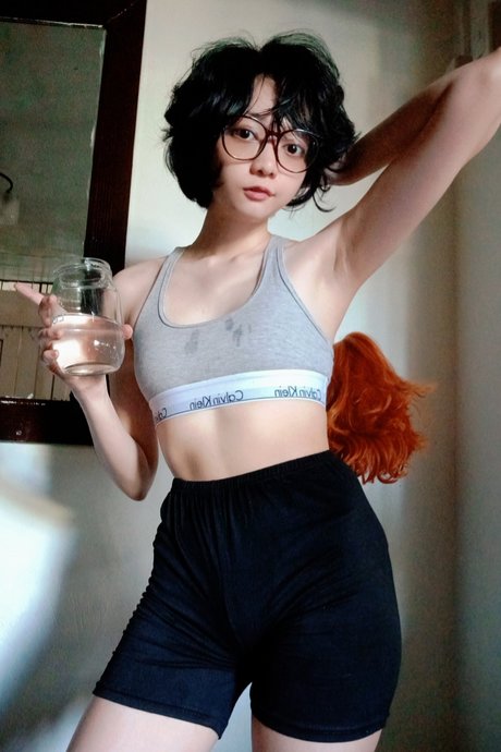 Evil Overlord Gabo beautiful actress pics