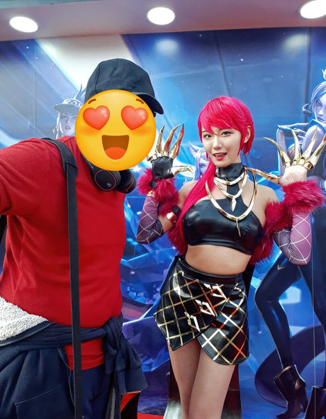 Berry nudes actress image