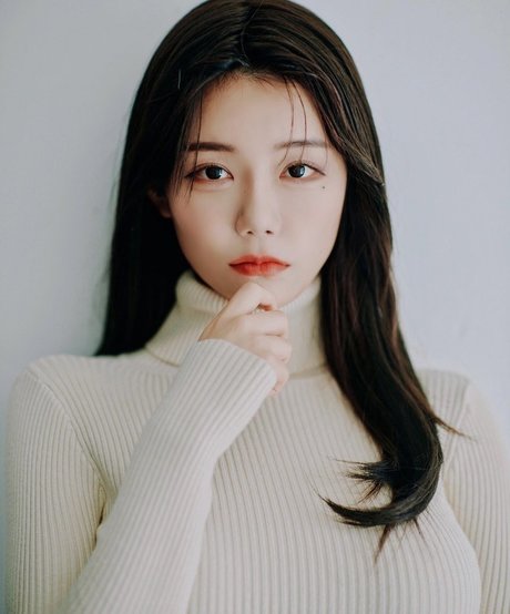 Berry model nice photos