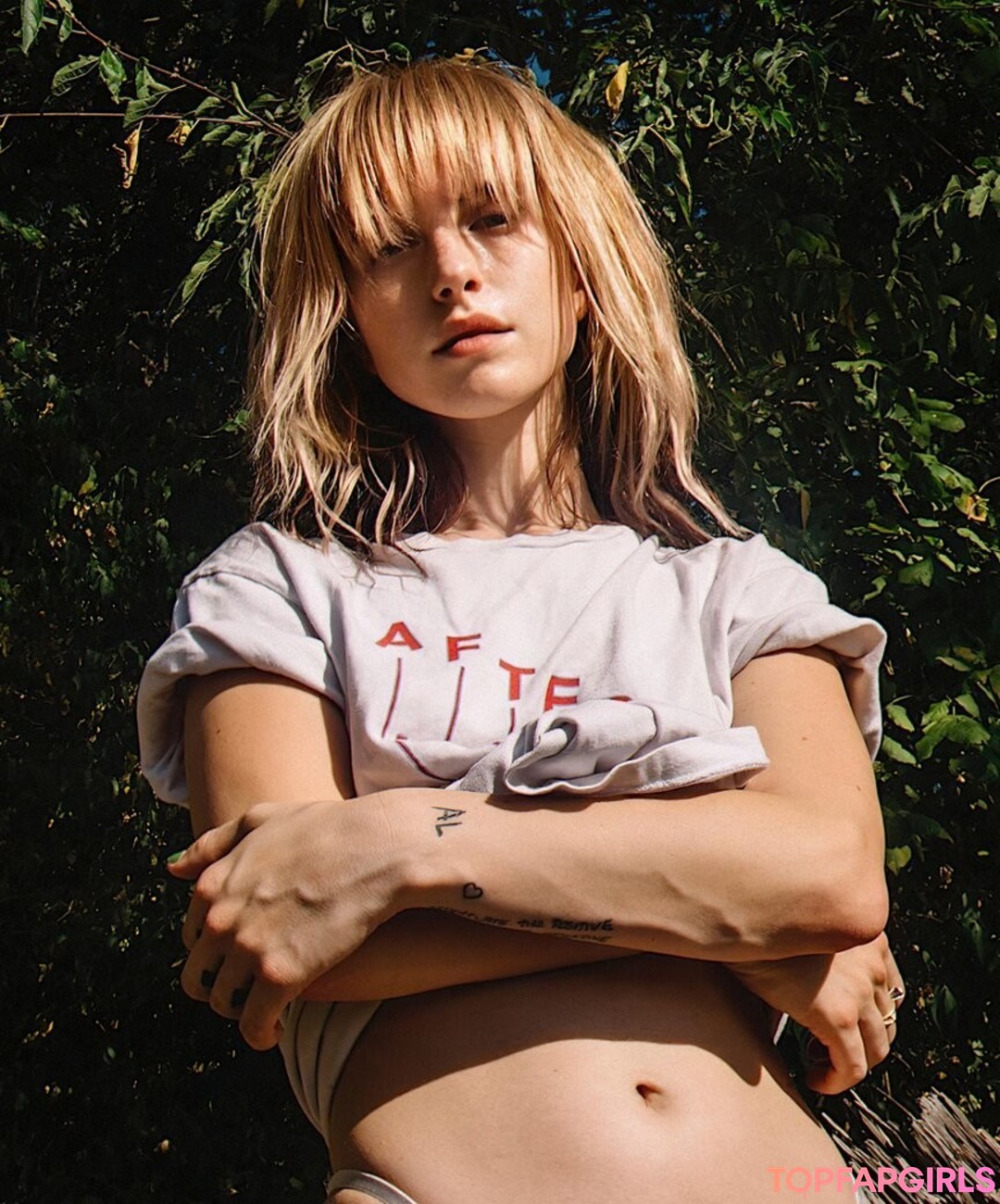 Hayley Williams sexy actress img