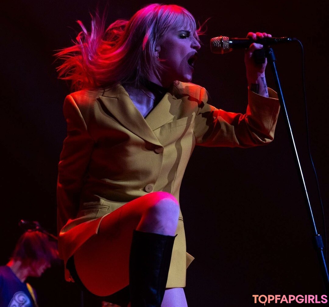 Hayley Williams pornstar adult images