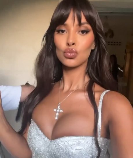 Maya Jama star nice image
