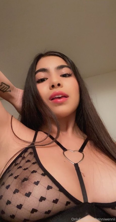 kenniwennii model hot galleries