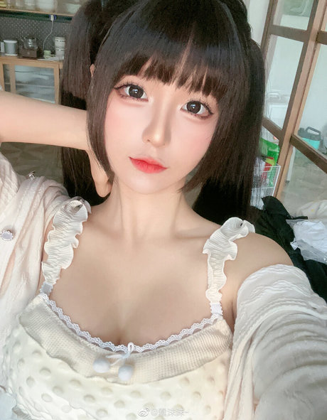 Chunmomo pornstar beautiful picture