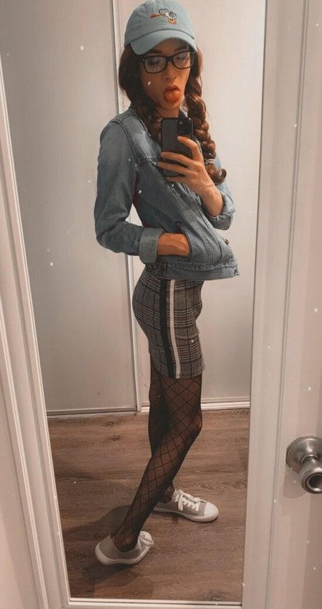 Stormy buns star erotic images