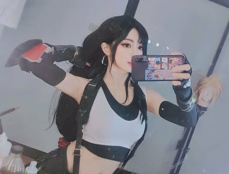 MAIScnhyo perfect pornstar pic