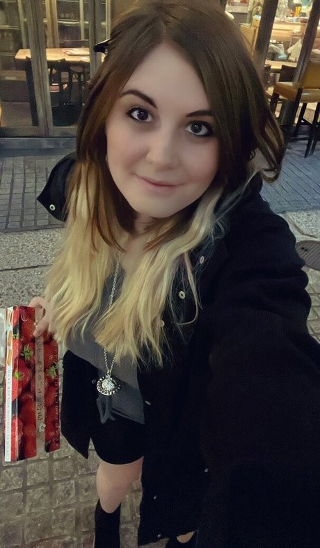 Demondice Karen star adult pics