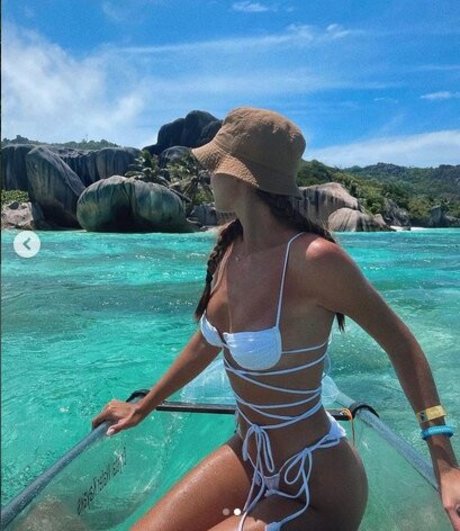 Anna Zak exclusive actress pictures