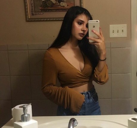 Noodlenom high quality pornstar pics