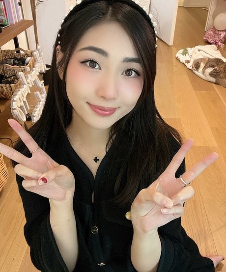 xChocobars star nude galleries