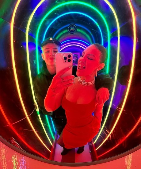 Vivi Wanderley model porn pics