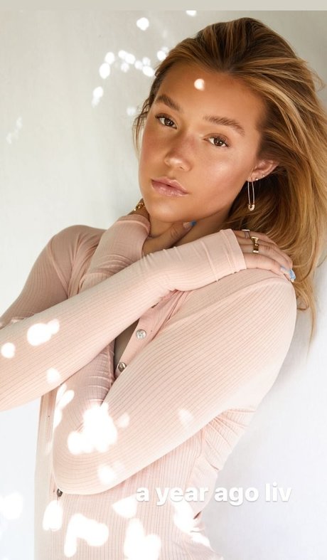 Olivia Ponton pornstar sexy archive