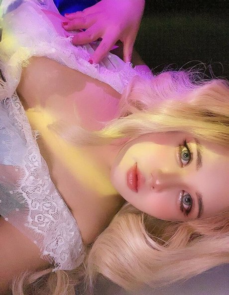 Charlotte LinLin pornstar adult photo