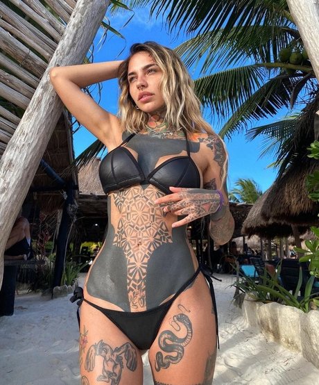 Fishball Suicide star xxx photo