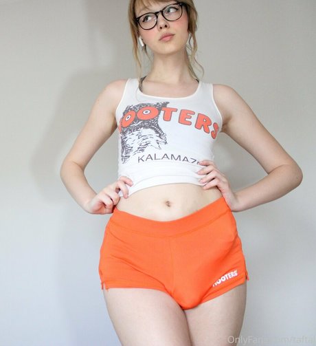 Taftaj model pornographic image