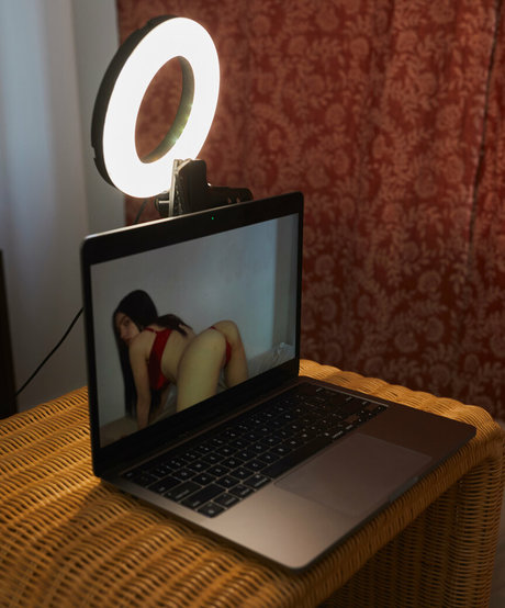 boobsandbeef exclusive actress archive