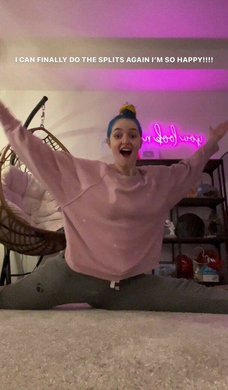 Littlesiha hd model photo